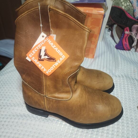 LEHIGH NWT MENS SZ 10.5 M ELECTRICAL COMPLIANT  LEATHER COWBOY BOOTS main image 5